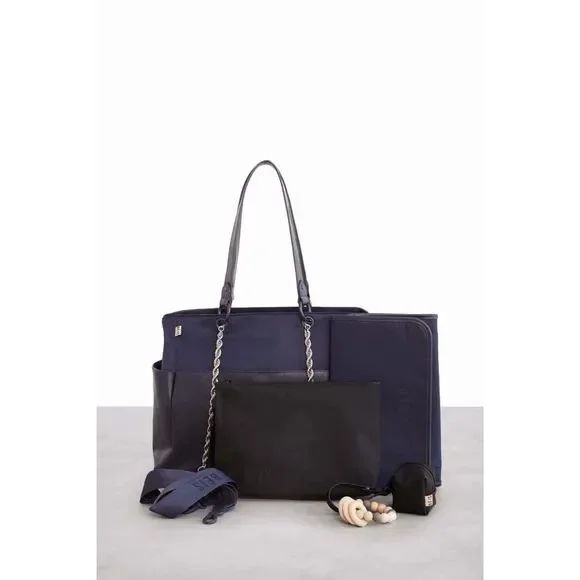 NWT BEIS The Diaper Bag in Navy - Picture 6 of 6
